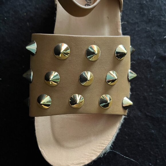 Forever Tan Gold-Tone ‘Studded’ Ankle Strap Sandals - Picture 5 of 9